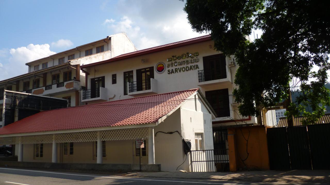 Sarvodaya Samma Vaasa Residence Kandy Exterior photo